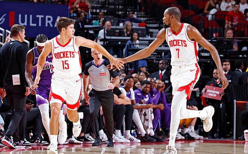 谢泼德的表, 篮板 谢泼德的表, 篮板